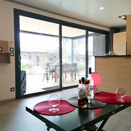 Friendly - 2 Chambres, Jardin, A 5 Minutes De La Agde