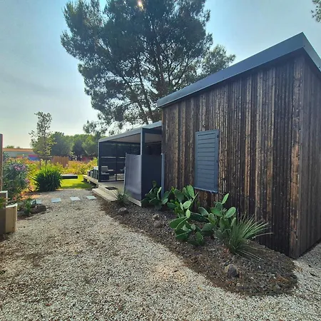 Friendly - 2 Chambres, Jardin, A 5 Minutes De La Vakantiehuis *