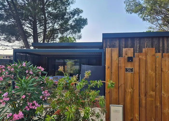 Дом отдыха Friendly - 2 Chambres, Jardin, A 5 Minutes De La *