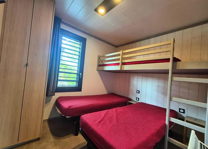 Friendly - 2 Chambres, Jardin, A 5 Minutes De La Дом отдыха *